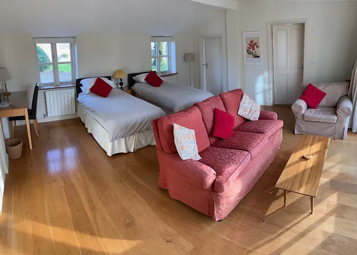 Field Cottage Bed And Breakfast